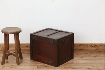 アンティーク雑貨　アンティーク　珍品!古いナラ材の重厚な収納箱