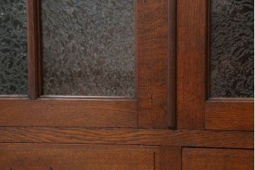 アンティーク家具　アンティーク 高級品!古い洋館の結霜ガラスナラ材本箱