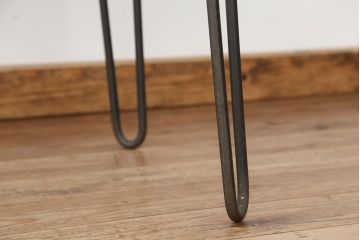 アンティーク家具　アンティーク 古いタバコ屋のシックな脚付きガラスケース(台形)