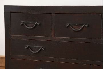 アンティーク家具　アンティーク　古い小窓付きの6杯時代箪笥ローチェスト(引き出し)