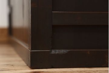 アンティーク家具　アンティーク　古い小窓付きの6杯時代箪笥ローチェスト(引き出し)