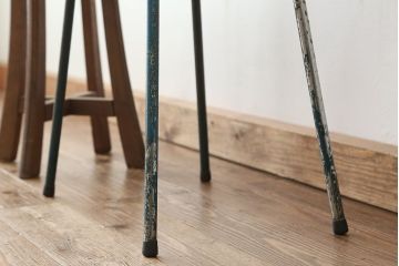アンティーク家具　アンティーク　鉄脚サイドテーブル(1)(鉄足、机、在宅ワーク、在宅用テーブル、作業台、デスク)