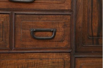 アンティーク家具　古民具・骨董　造りの良い変わり型小箪笥(茶箪笥・茶棚)