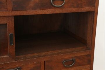 アンティーク家具　素敵なデザイン!帳場箪笥のような茶箪笥
