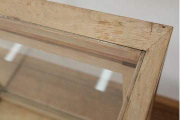 素敵なデザイン!古い雑貨屋の脚付きガラスケース(ショーケース)