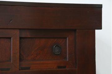 アンティーク家具　古民具・骨董　味わい深い二段重ね四尺水屋箪笥(食器棚、収納棚)