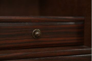 アンティーク家具　高級品!前面黒檀材の上品な小箪笥(茶箪笥・茶棚)