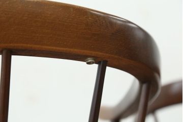 中古　飛騨産業キツツキマーク穂高アームチェア(ダイニングチェア)2脚セット?
