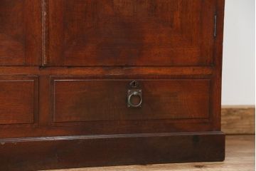 アンティーク家具　アンティーク　古いナラ材の上品で落ちついたデザインの本棚