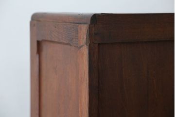 アンティーク家具　アンティーク　古いナラ材の上品で落ちついたデザインの本棚