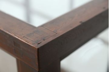 アンティーク家具　アンティーク　珍しいデザイン!鉄脚の格子引き戸ガラスケース(ショーケース)