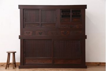 アンティーク家具　古民具・骨董　重厚!シックな六尺水屋箪笥(食器棚)