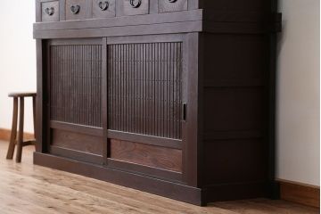 アンティーク家具　古民具・骨董　重厚!シックな六尺水屋箪笥(食器棚)