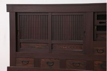 アンティーク家具　古民具・骨董　重厚!シックな六尺水屋箪笥(食器棚)