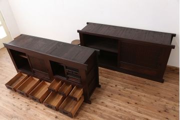 アンティーク家具　古民具・骨董　重厚!シックな六尺水屋箪笥(食器棚)