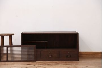 アンティーク家具　アンティーク　古い木の銀モールガラスローボード(収納棚)