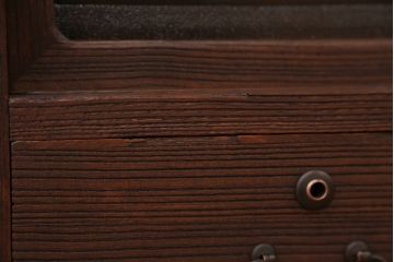 アンティーク家具　アンティーク　古い木の銀モールガラスローボード(収納棚)