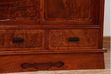 アンティーク家具　現代物　特別注文造り　総ケヤキ玉杢ウルシ塗り飾り棚(茶棚)