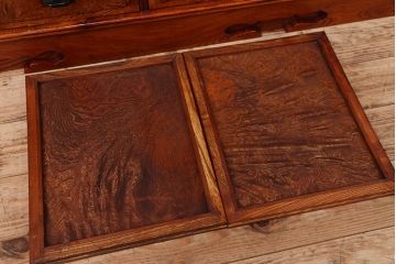 アンティーク家具　現代物　特別注文造り　総ケヤキ玉杢ウルシ塗り飾り棚(茶棚)