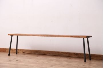 アンティーク家具　☆天板一枚板!古い木の鉄脚長イス(1)(ベンチ・長椅子)