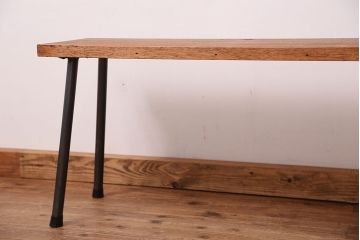 アンティーク家具　☆天板一枚板!古い木の鉄脚長イス(1)(ベンチ・長椅子)