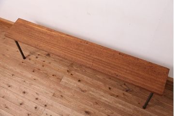 アンティーク家具　☆天板一枚板!古い木の鉄脚長イス(4)(ベンチ・長椅子)