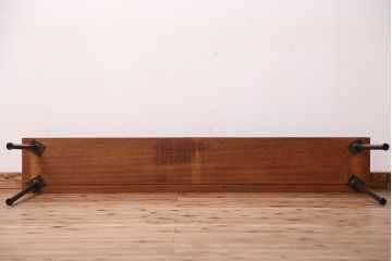 アンティーク家具　☆天板一枚板!古い木の鉄脚長イス(5)(ベンチ・長椅子)