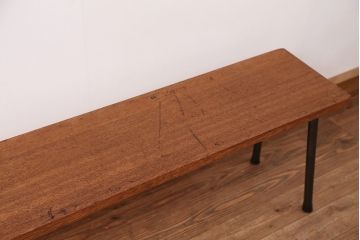 アンティーク家具　☆天板一枚板!古い木の鉄脚長イス(7)(ベンチ・長椅子)