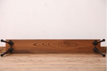 アンティーク家具　☆天板一枚板!古いケヤキ材の鉄脚ベンチ(長イス・長椅子)?