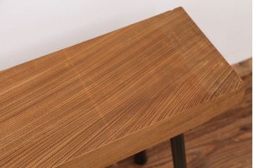 アンティーク家具　天板一枚板!古いケヤキ材の鉄脚ベンチ(長イス・長椅子)?