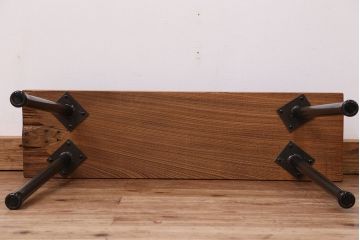 アンティーク家具　天板一枚板!古いケヤキ材の鉄脚ベンチ(長イス・長椅子)?
