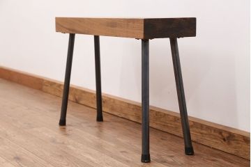 アンティーク家具　天板一枚板!古いケヤキ材の鉄脚ベンチ(長イス・長椅子)?