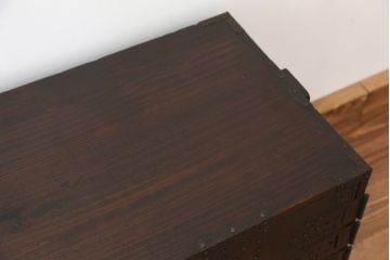 アンティーク家具　古民具・骨董 明治時代!使い込まれた観音開き時代箪笥ローボード