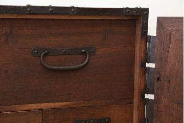 アンティーク家具　古民具・骨董 明治時代!使い込まれた観音開き時代箪笥ローボード