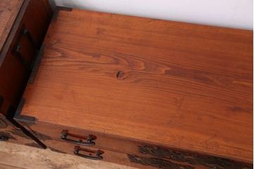 アンティーク　極上!美品!漆のキレイな前面玉杢の美しい重ね仙台箪笥(時代箪笥)
