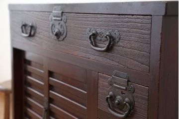アンティーク家具　古民具・骨董　大振りな松本帳場箪笥