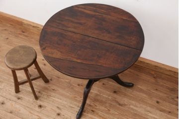 アンティーク家具　ジャンク品!海外製アンティークカフェテーブル