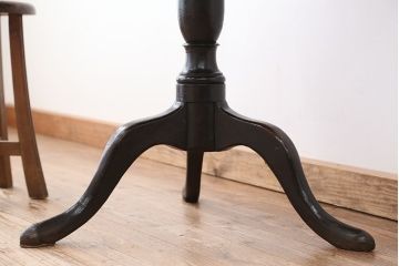 アンティーク家具　ジャンク品!海外製アンティークカフェテーブル