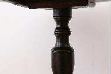アンティーク家具　ジャンク品!海外製アンティークカフェテーブル