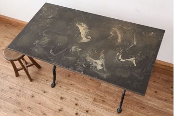 中古　大理石風鉄脚テーブル