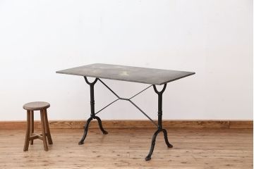 中古　大理石風鉄脚テーブル