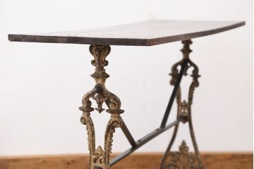 アンティーク家具　素敵なデザイン!天板古材の鉄脚テーブル