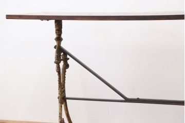 アンティーク家具　素敵なデザイン!天板古材の鉄脚テーブル