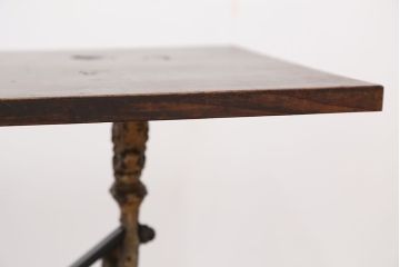 アンティーク家具　素敵なデザイン!天板古材の鉄脚テーブル