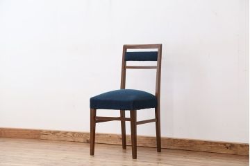 レトロ家具　レトロなデザインの椅子