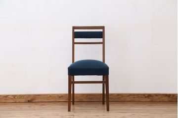 レトロ家具　レトロなデザインの椅子