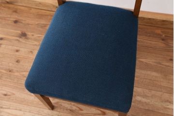 レトロ家具　レトロなデザインの椅子