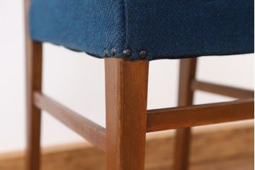 レトロ家具　レトロなデザインの椅子
