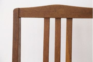 レトロ家具　レトロなデザインのナラ材椅子　