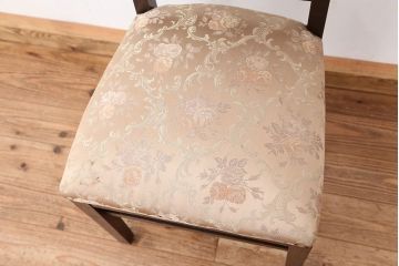 アンティーク家具　古い洋館のシックな椅子(イス)　